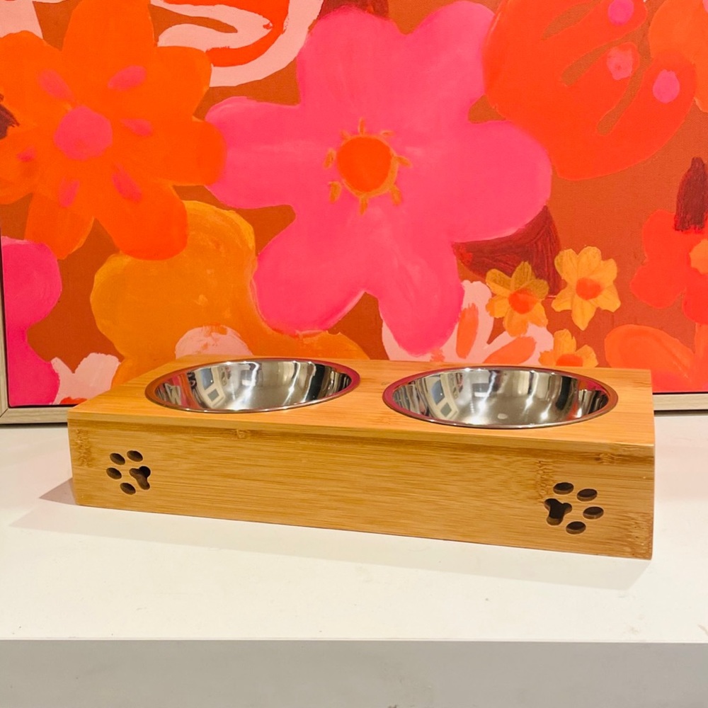 Small Pet Bowl Stand